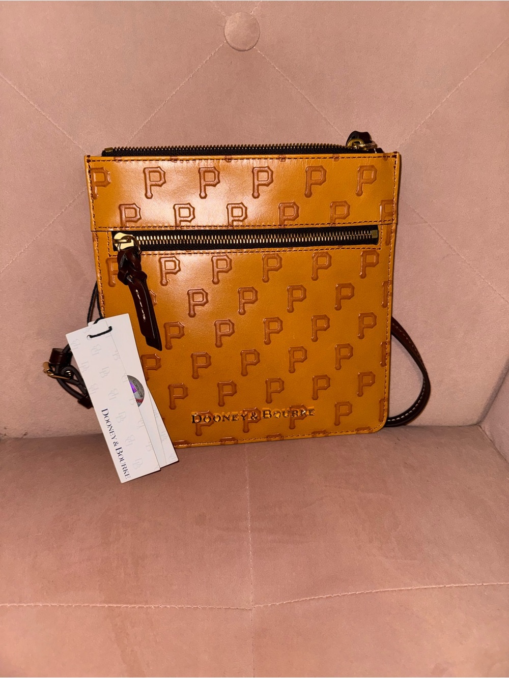 Dooney & Bourke crossbody bag